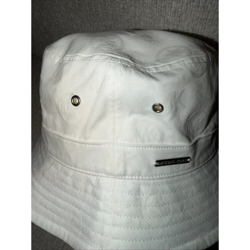 Michael Kors Bucket Hat Cream Cotton With Leather Trim OS Brand New Coach Logo